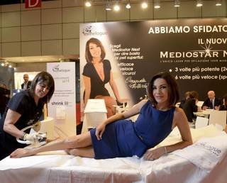 Emanuela Folliero feet photo 5