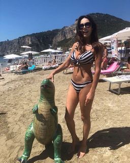 Emanuela Folliero feet photo 4