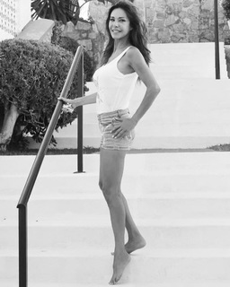 Emanuela Folliero feet photo 13