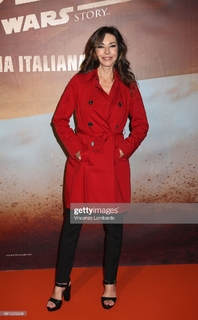 Emanuela Folliero feet photo 1