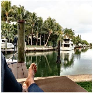 Emanuela de Paula feet photo 20