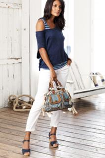 Emanuela de Paula feet photo 10