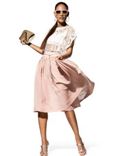Emanuela de Paula feet photo 3