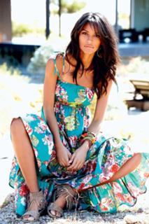 Emanuela de Paula feet photo 8