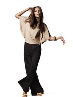 Emanuela de Paula feet photo 5