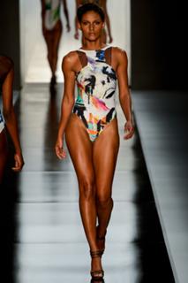 Emanuela de Paula feet photo 15