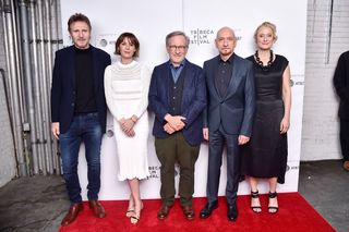 Embeth Davidtz feet photo thumbnail