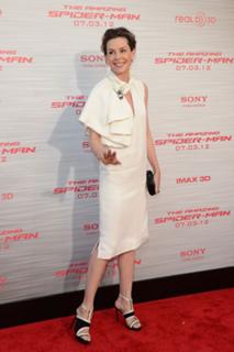 Embeth Davidtz feet photo thumbnail