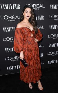 Emeraude Toubia feet photo thumbnail