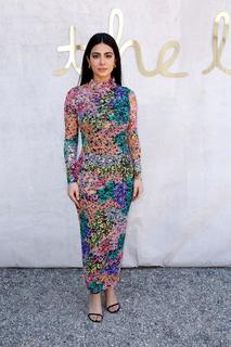 Emeraude Toubia feet photo thumbnail