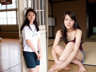 Emi Takei feet photo 13