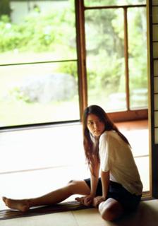 Emi Takei feet photo 9