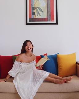 Emi Wong feet photo 14