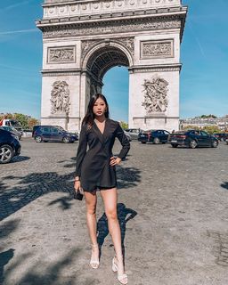 Emi Wong feet photo 1