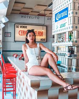 Emi Wong feet photo 17