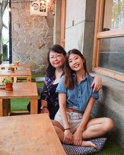 Emi Wong feet photo 16