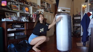 Emi Wong feet photo 1