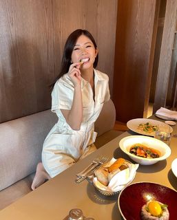 Emi Wong feet photo 13