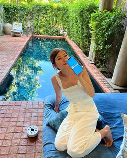 Emi Wong feet photo 9