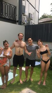 Emi Wong feet photo 17