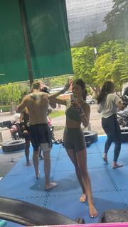 Emi Wong feet photo 16