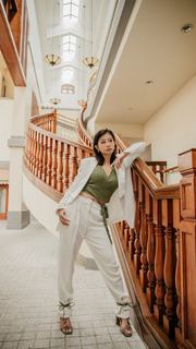 Emi Wong feet photo 7