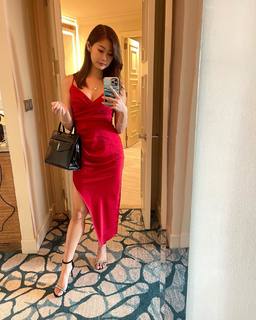 Emi Wong feet photo 8