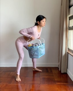 Emi Wong feet photo 14