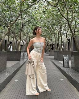 Emi Wong feet photo 12
