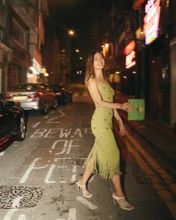 Emi Wong feet photo 11