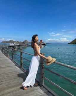Emi Wong feet photo 19