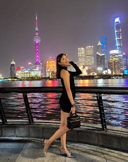 Emi Wong feet photo 4
