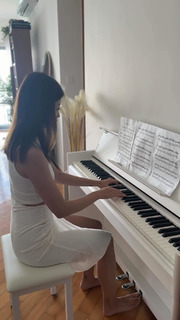 Emi Wong feet photo 12