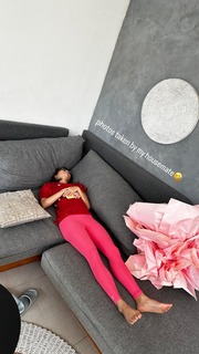 Emi Wong feet photo 1