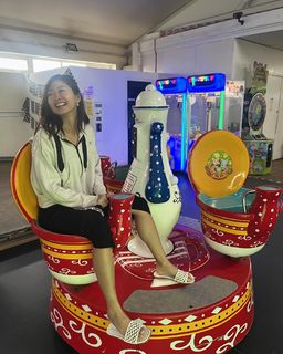 Emi Wong feet photo 2