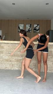 Emi Wong feet photo 11