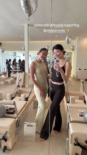 Emi Wong feet photo 18