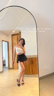 Emi Wong feet photo 2