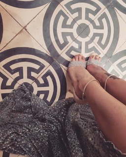 Emilia Attías feet photo 14
