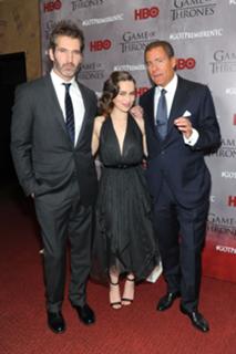 Emilia Clarke feet photo thumbnail