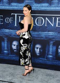 Emilia Clarke feet photo thumbnail