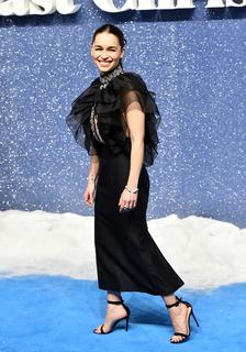 Emilia Clarke feet photo thumbnail