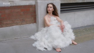 Emilia Clarke feet photo thumbnail