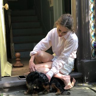 Emilia Clarke feet photo 13