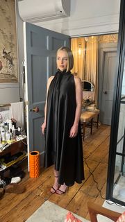 Emilia Clarke feet photo 2