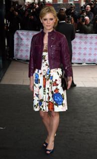 Emilia Fox feet photo thumbnail