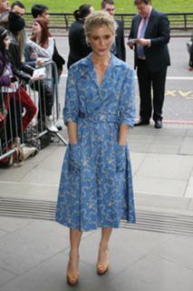 Emilia Fox feet photo thumbnail