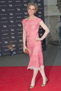 Emilia Fox feet photo thumbnail