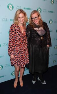 Emilia Fox feet photo thumbnail