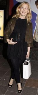 Emilia Fox feet photo thumbnail